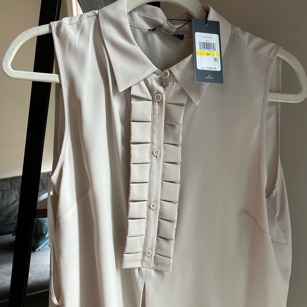 Business casual top